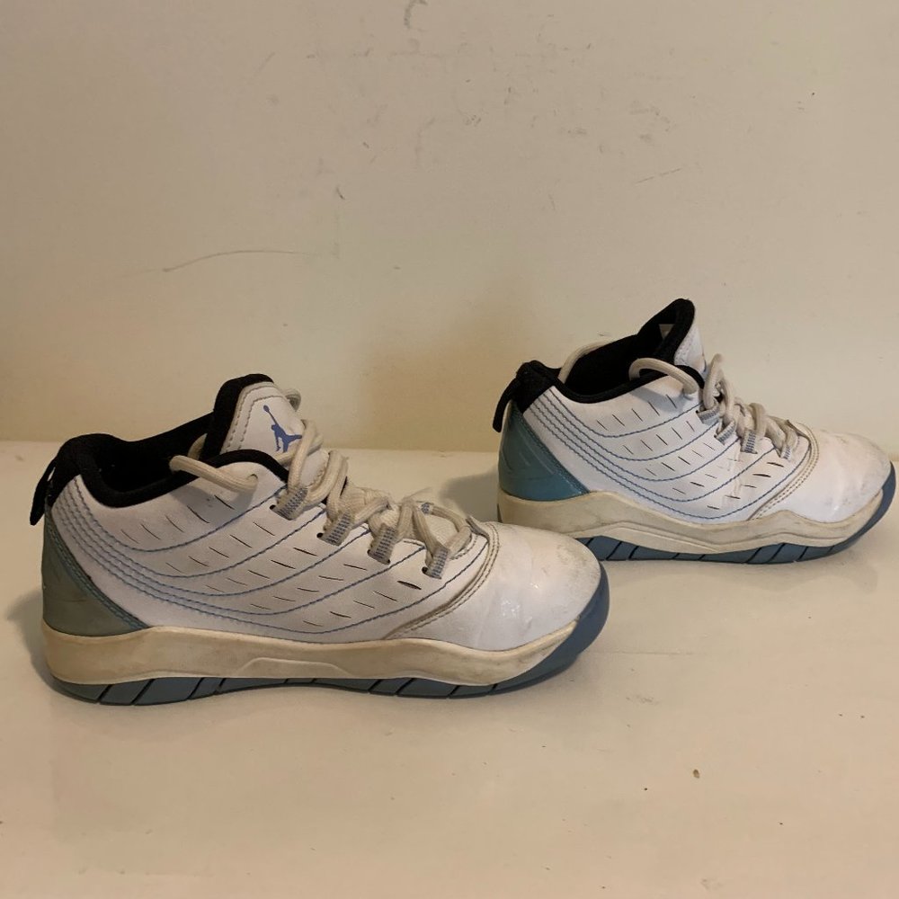 Nike Air Jordan Velocity High Top Sneakers - Picture 2 of 10